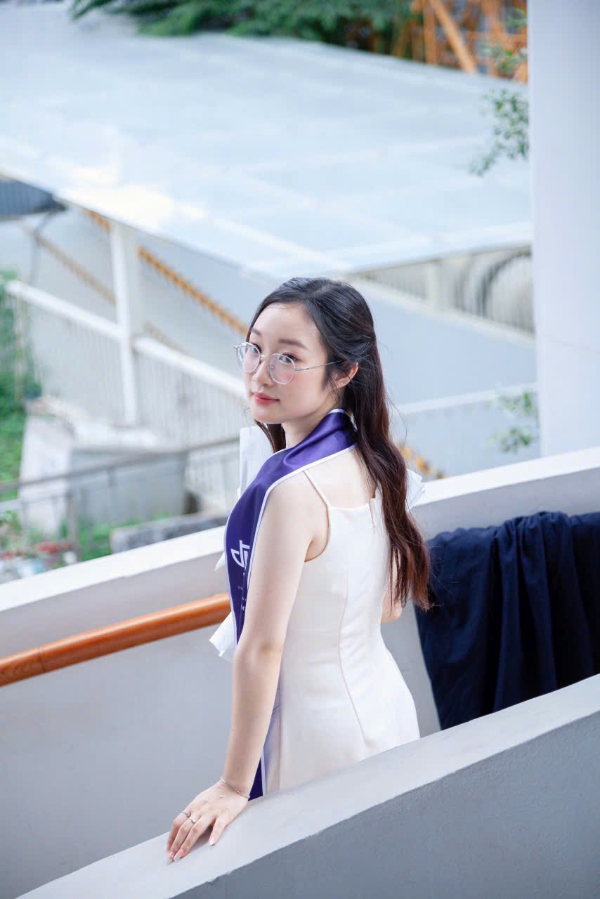 Reshta Wann - Nhà Thiết Kế